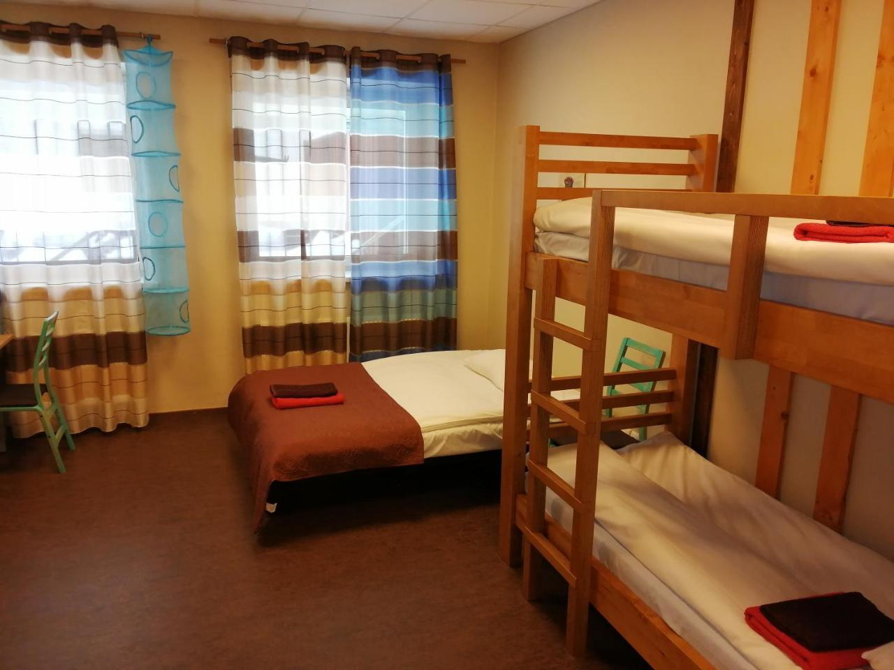 Everest Kivioli Hostel Экстерьер фото